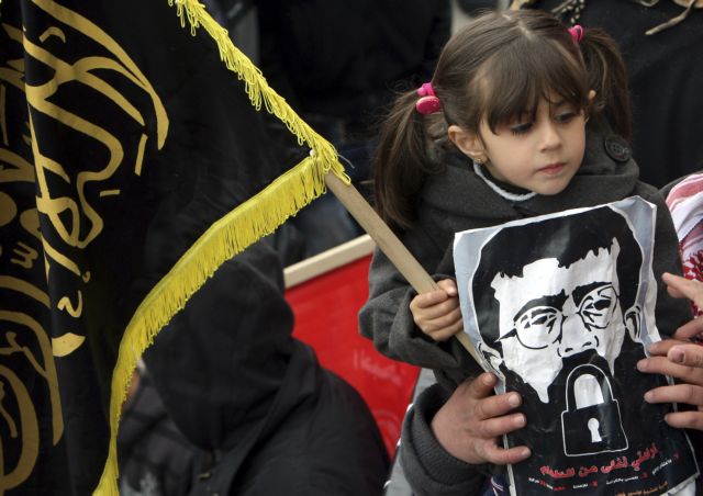 Χιλιάδες Παλαιστίνιοι διαδήλωσαν υπέρ κρατούμενου απεργού πείνας στο Ισραήλ